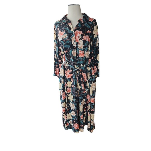 Torrid Shirt Dress Womens 2X Challis Moody Floral Cluttercore Black Belted Midi - Picture 2 of 10